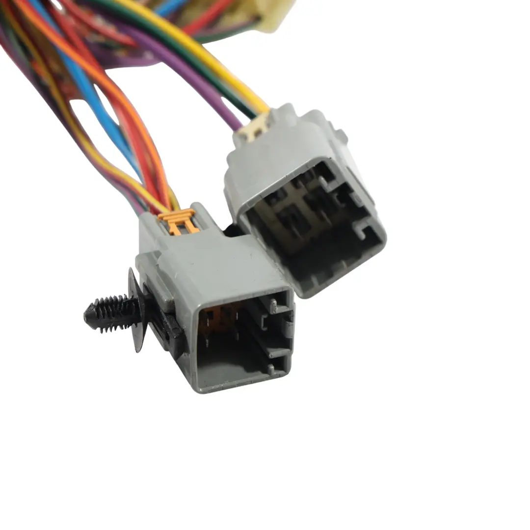 Anhängerkupplung Kabelbaum Stecker für Land Rover Discovery 3 L319 mit Teilenummer 4H22-15R555-AA Land Rover Discovery 3 L319 Anhängerkupplung Kabelbaum Stecker - SKU 4H22-15R555-AA - Teilenummer 4H22-15R555-AA