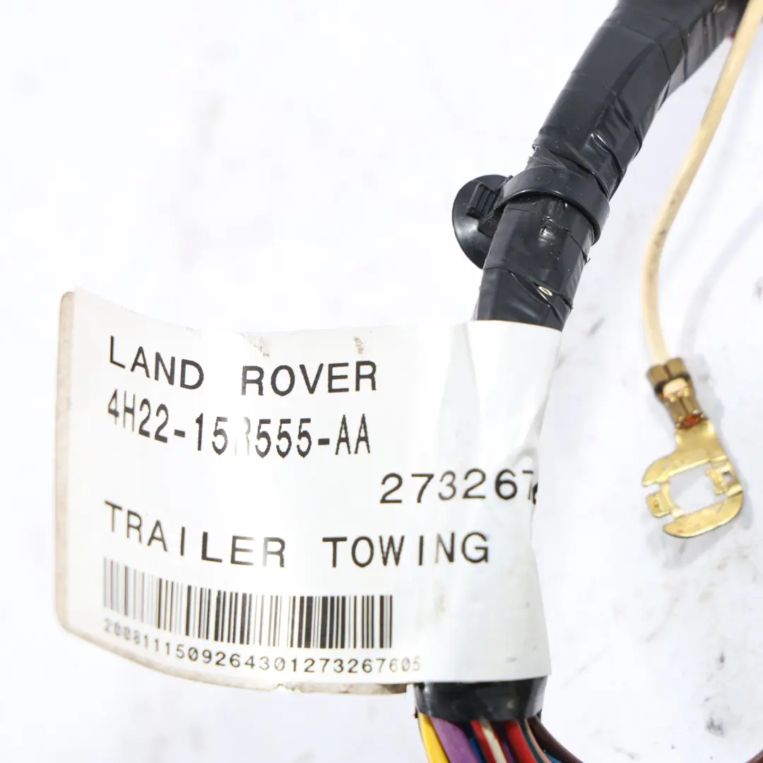 Wtyczka Wiązki Kabla Przyczepy do Land Rover Discovery 3 L319 o numerze 4H22-15R555-AA Land Rover Discovery 3 L319 Wtyczka Wiązki Kabla Przyczepy - SKU 4H22-15R555-AA - Numer Części 4H22-15R555-AA