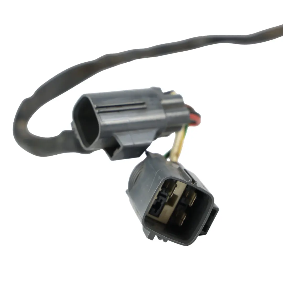 Towbar Plug Trailer Wiring Loom to Land Rover Discovery 3 L319 with Part number 4H22-15R555-BA Land Rover Discovery 3 L319 Towbar Plug Trailer Wiring Loom - SKU 4H22-15R555-BA - Part number 4H22-15R555-BA