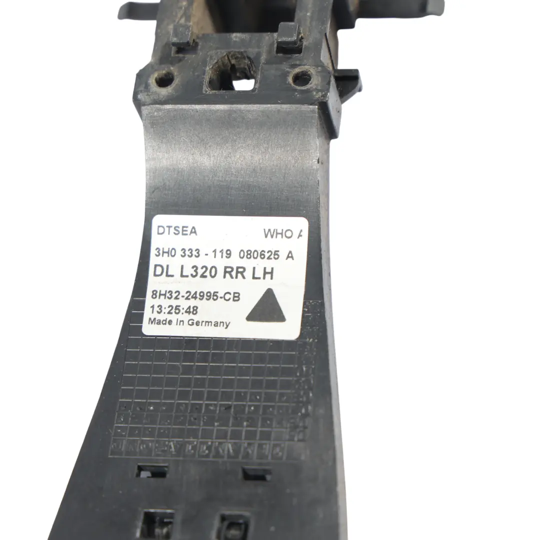 Meccanismo Attuatore Porta Posteriore Sinistra per Range Rover L320 con numero di parte 4H2A-26413-EF Range Rover L320 Meccanismo Attuatore Porta Posteriore Sinistra - SKU 4H2A-26413-EF - Numero di parte 4H2A-26413-EF