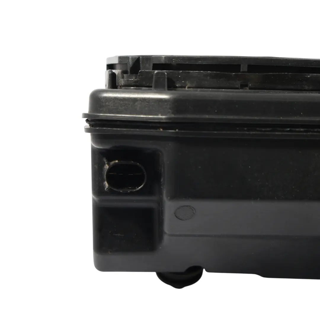 Scatola Altoparlanti Motore per Audi A6 C8 con numero di parte 4K0035916A Audi A6 C8 Scatola Altoparlanti Motore - SKU 4K0035916A - Numero di parte 4K0035916A