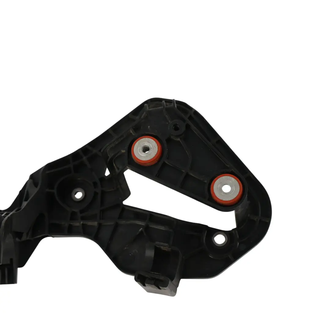 Audi A6 C8 Uchwyt Mocowanie Pompy Wody - SKU 4K0145879AA - Numer Części 4K0145879AA