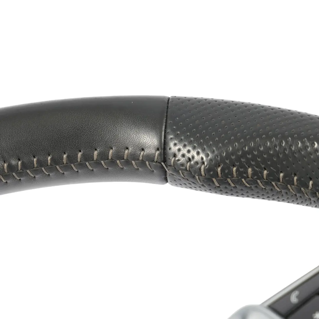 Lenkrad Schwarz Leder Flachboden Grau Gewinde für Audi A6 C8 mit Teilenummer 4K0419091N Audi A6 C8 Lenkrad Schwarz Leder Flachboden Grau Gewinde - SKU 4K0419091N - Teilenummer 4K0419091N