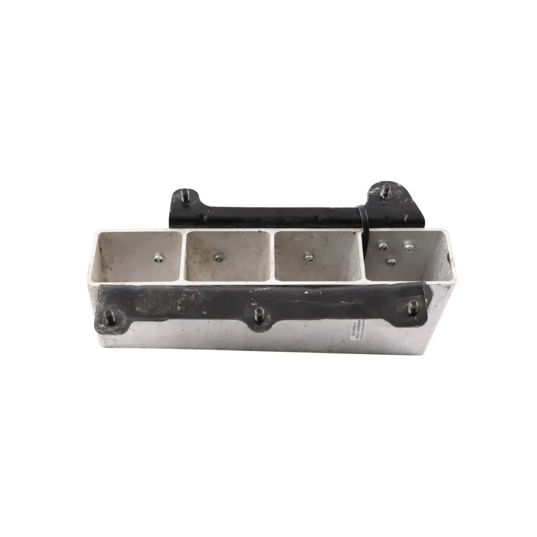 Rinforzo Paraurti Anteriore Destro per Audi A6 C8 con numero di parte 4K0801136 Audi A6 C8 Rinforzo Paraurti Anteriore Destro - SKU 4K0801136 - Numero di parte 4K0801136
