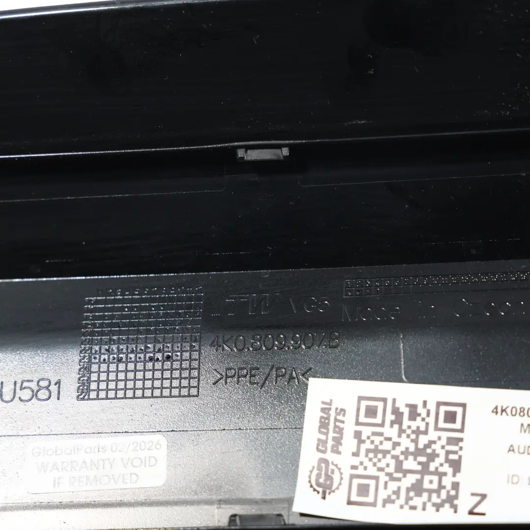 Audi A6 C8 Tank Deckel Abdeckung Mythisch Schwarz - Y9T - SKU 4K0809907B-MYB - Teilenummer 4K0809907B