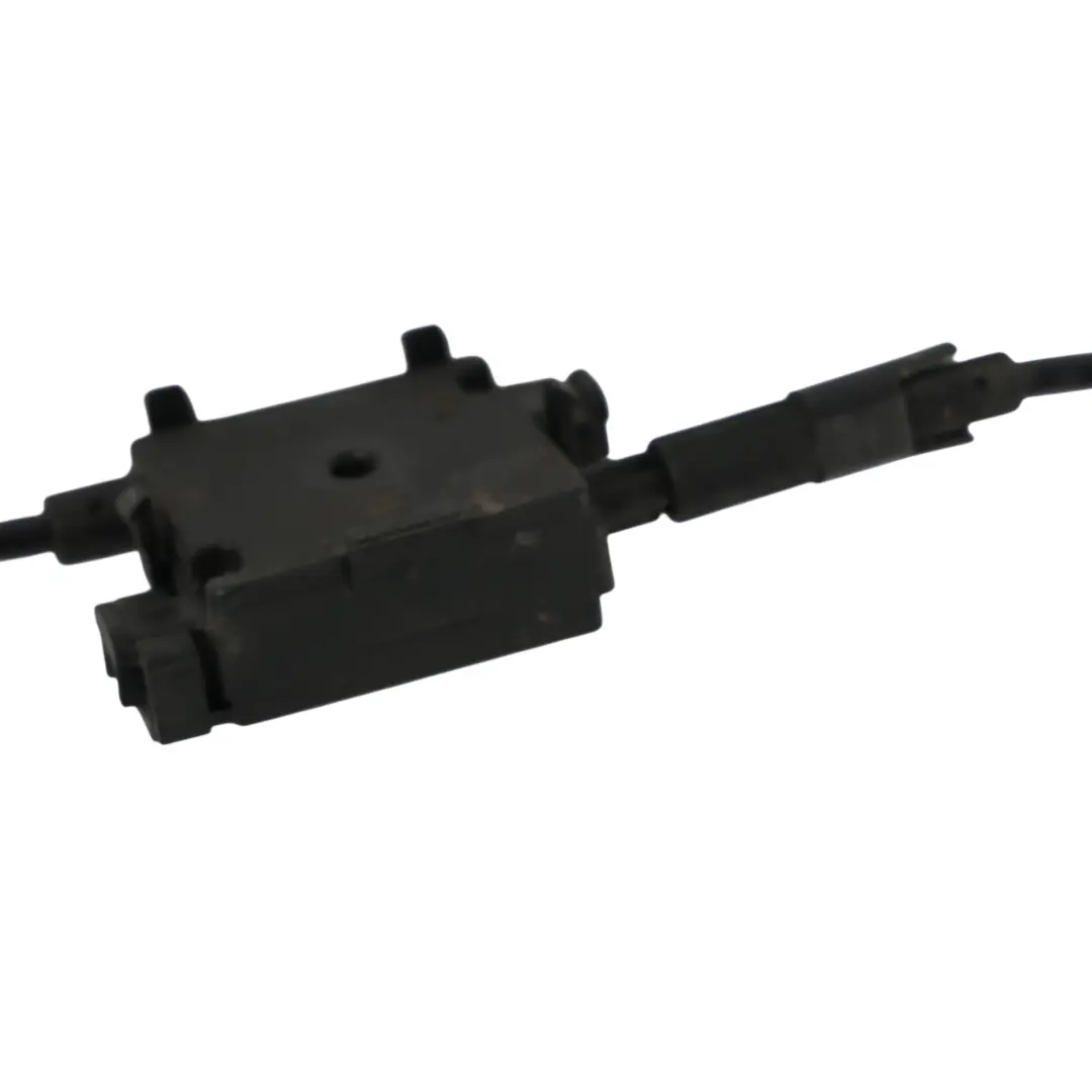 Linka Cięgno Bowdena Otwierania Maski do Audi A6 C8 o numerze 4K0823531B Audi A6 C8 Linka Cięgno Bowdena Otwierania Maski - SKU 4K0823531B - Numer Części 4K0823531B