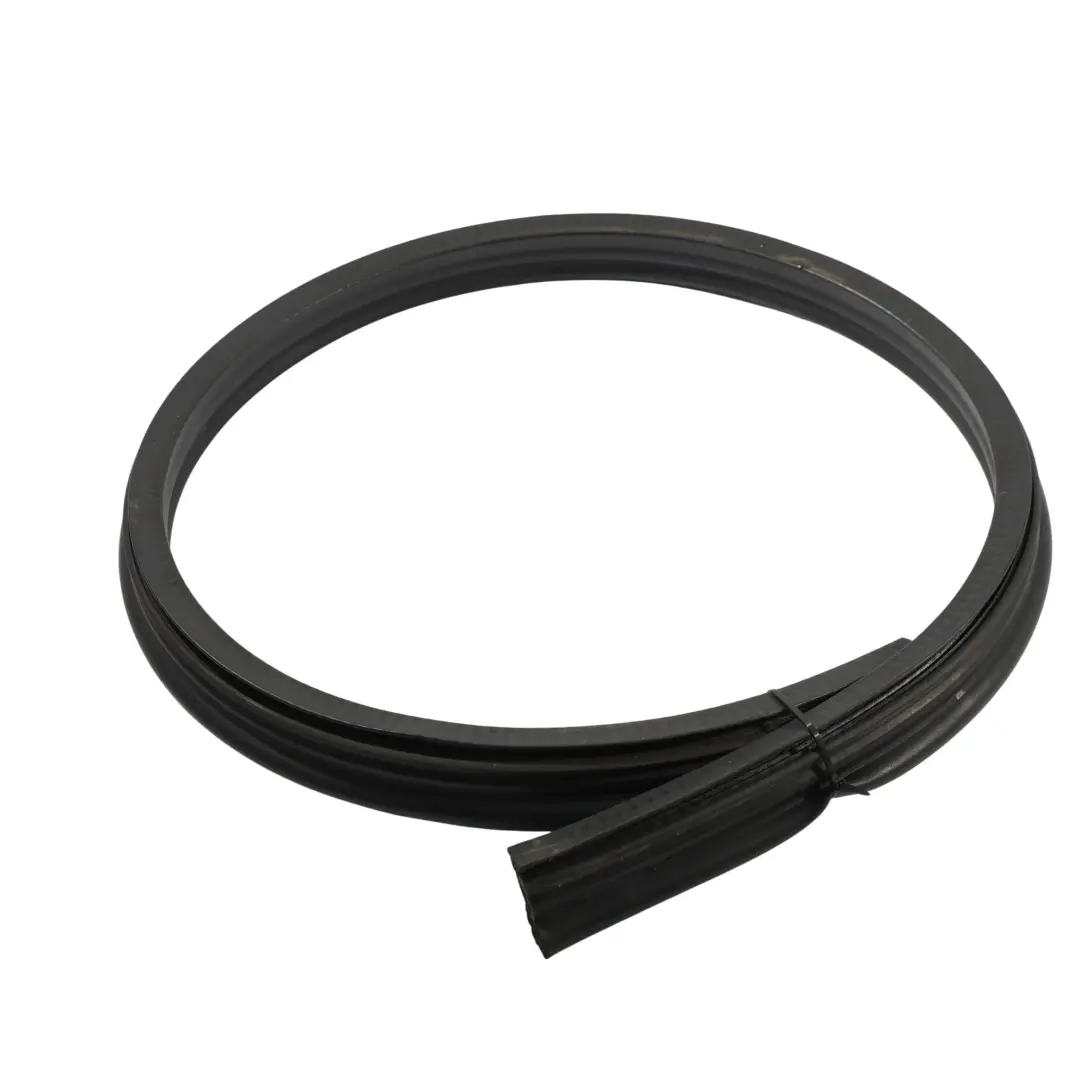 Gumowa Uszczelka Maski Komory Silnika Przód do Audi A6 C8 o numerze 4K0823723A Audi A6 C8 Gumowa Uszczelka Maski Komory Silnika Przód - SKU 4K0823723A - Numer Części 4K0823723A