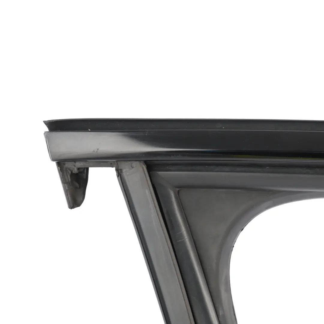 Audi A6 C8 Window Guide Seal Rubber Gasket Trim Front Right O/S - SKU 4K0837432B - Part number 4K0837432B