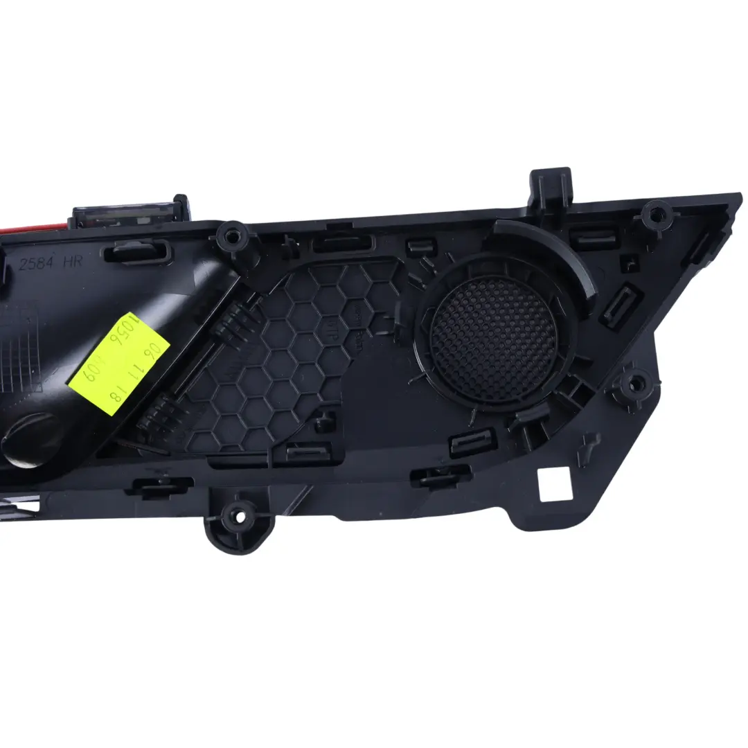 Audi A6 C8 Hintertür Innengriff Entriegelung Öffner Aussparung Rechts - SKU 4K0839020A - Teilenummer 4K0839020A