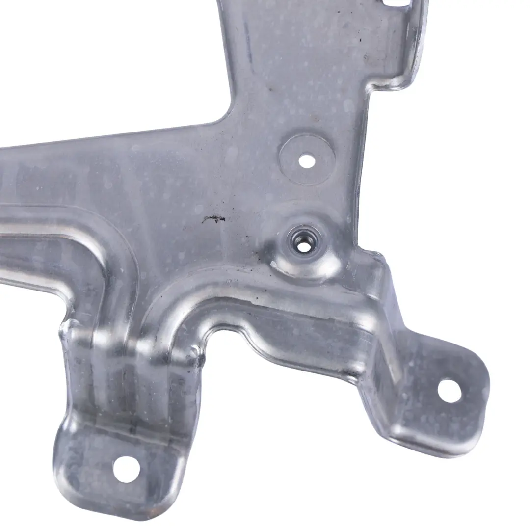 Soporte Amplificador Soportetrasero Izquierdo para Audi A6 C8 con número de pieza 4K0907348A Audi A6 C8 Soporte Amplificador Soportetrasero Izquierdo - SKU 4K0907348A - Número de pieza 4K0907348A