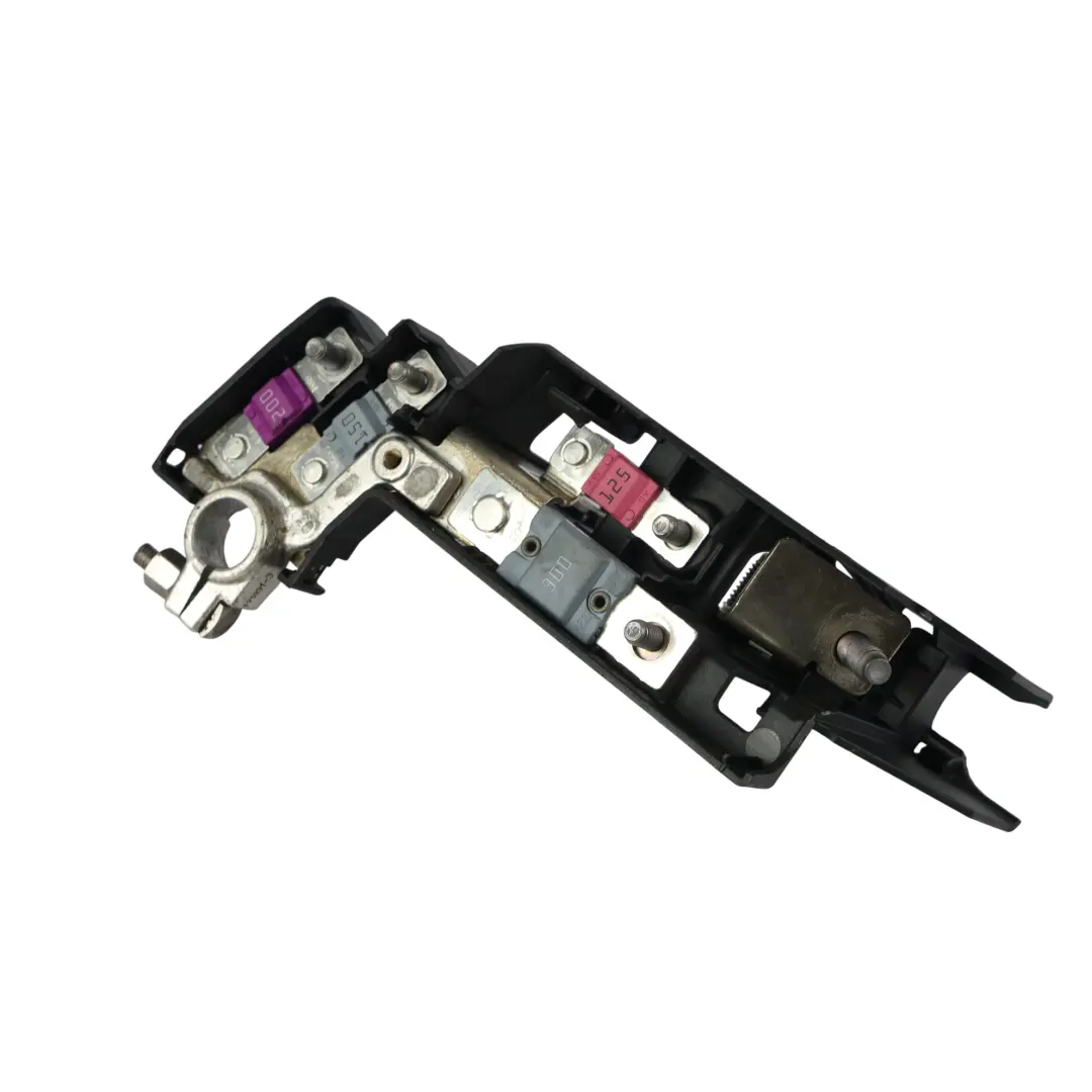 Batería Terminal Positivo Tablero De Distribución Energía para Audi A6 C8 con número de pieza 4K0915459 Audi A6 C8 Batería Terminal Positivo Tablero De Distribución Energía - SKU 4K0915459 - Número de pieza 4K0915459