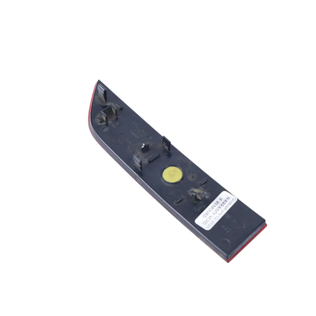 Parachoques Trasero Reflector Luz Derecho para Audi A6 C8 con número de pieza 4K0945104A Audi A6 C8 Parachoques Trasero Reflector Luz Derecho - SKU 4K0945104A - Número de pieza 4K0945104A