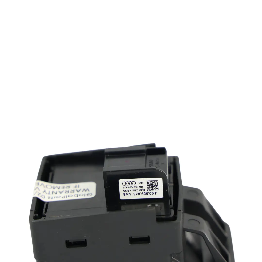 Tankdeckelöffner Heckklappen Schalter Vorne Fahrerseite für Audi A6 C8 A7 mit Teilenummer 4K0959829A Audi A6 C8 A7 Tankdeckelöffner Heckklappen Schalter Vorne Fahrerseite - SKU 4K0959829A - Teilenummer 4K0959829A