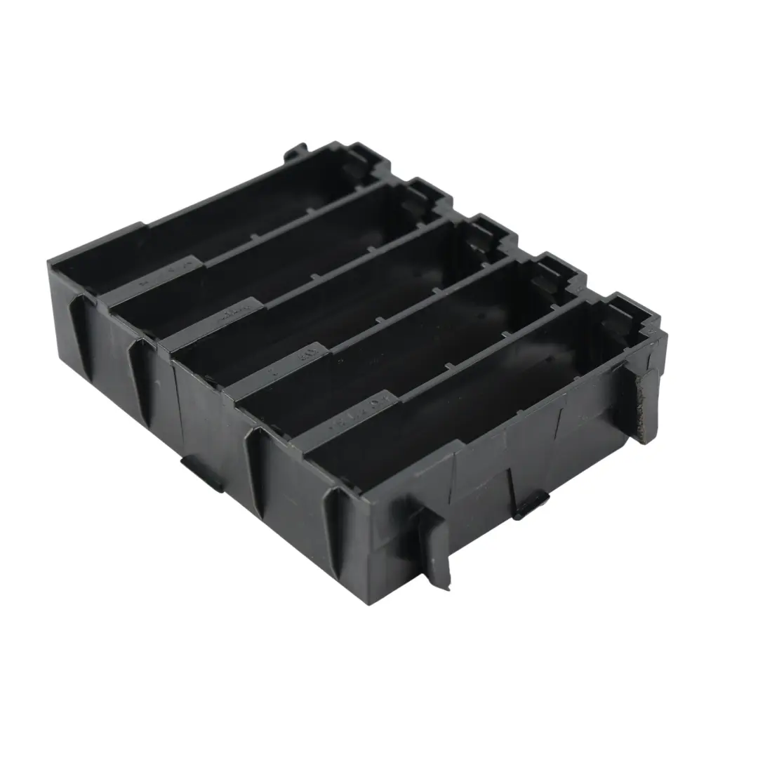 Audi A6 C8 Scatola Relè Fusibili Montaggio Staffa Supporto - SKU 4K0971845 - Numero di parte 4K0971845