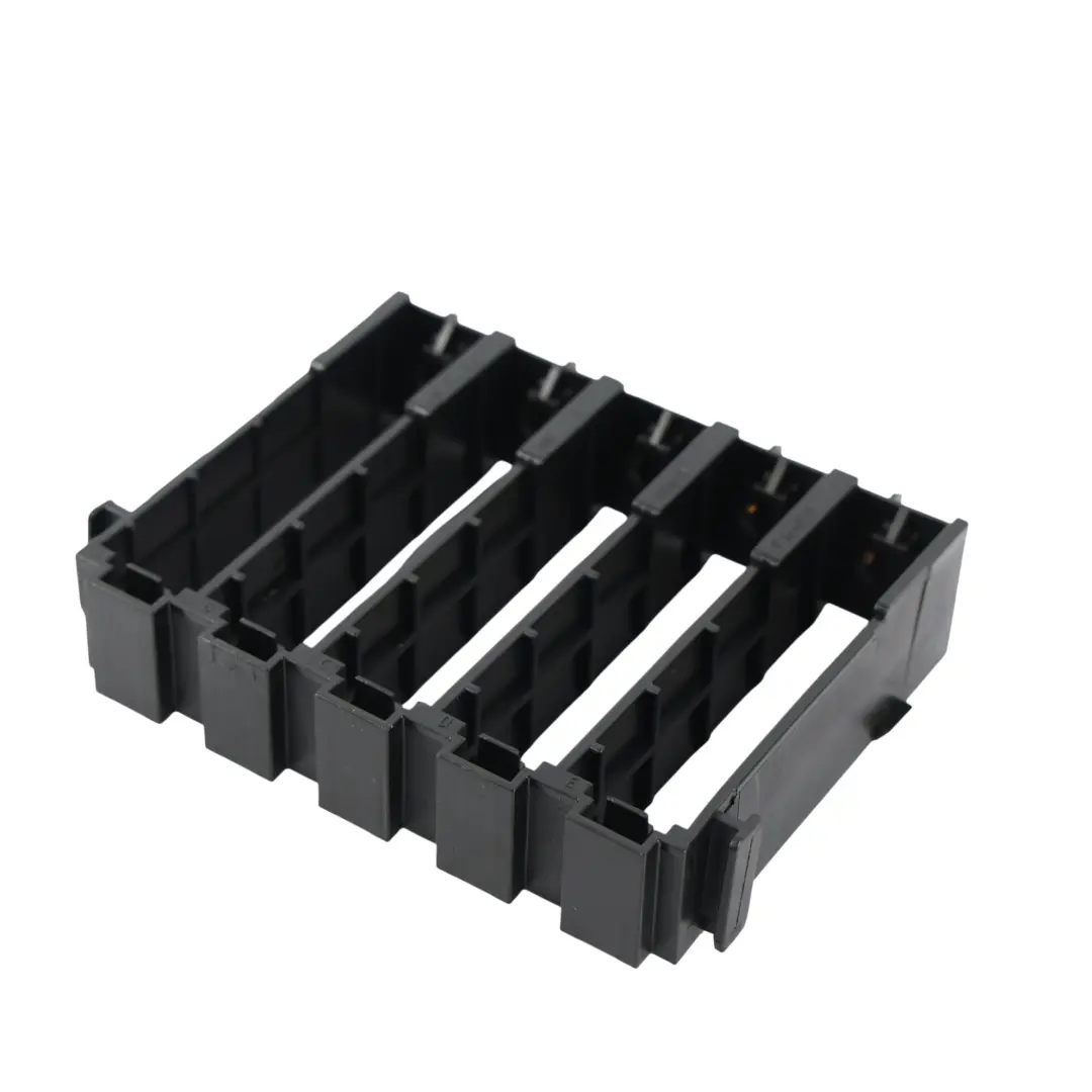 Audi A6 C8 Scatola Relè Fusibili Montaggio Staffa Supporto - SKU 4K0971845 - Numero di parte 4K0971845