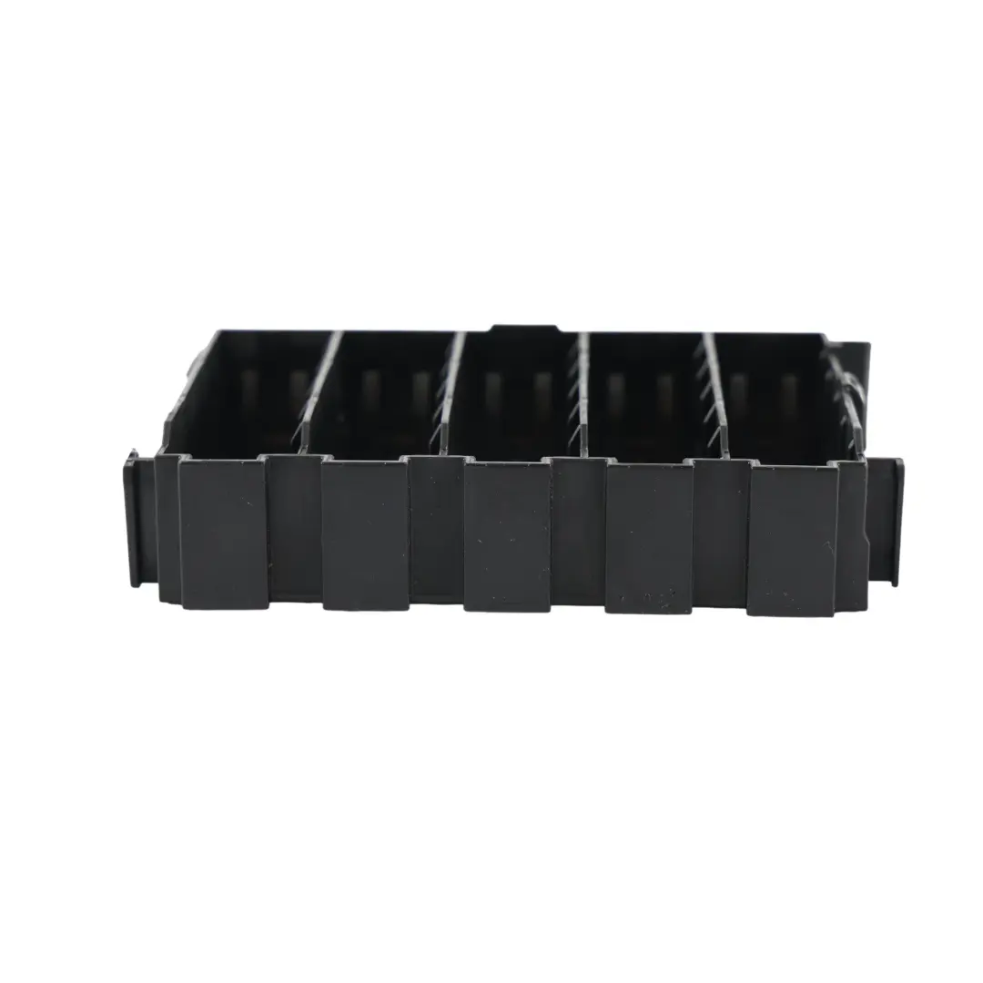 Scatola Relè Fusibili Montaggio Staffa Supporto per Audi A6 C8 con numero di parte 4K0971845 Audi A6 C8 Scatola Relè Fusibili Montaggio Staffa Supporto - SKU 4K0971845 - Numero di parte 4K0971845
