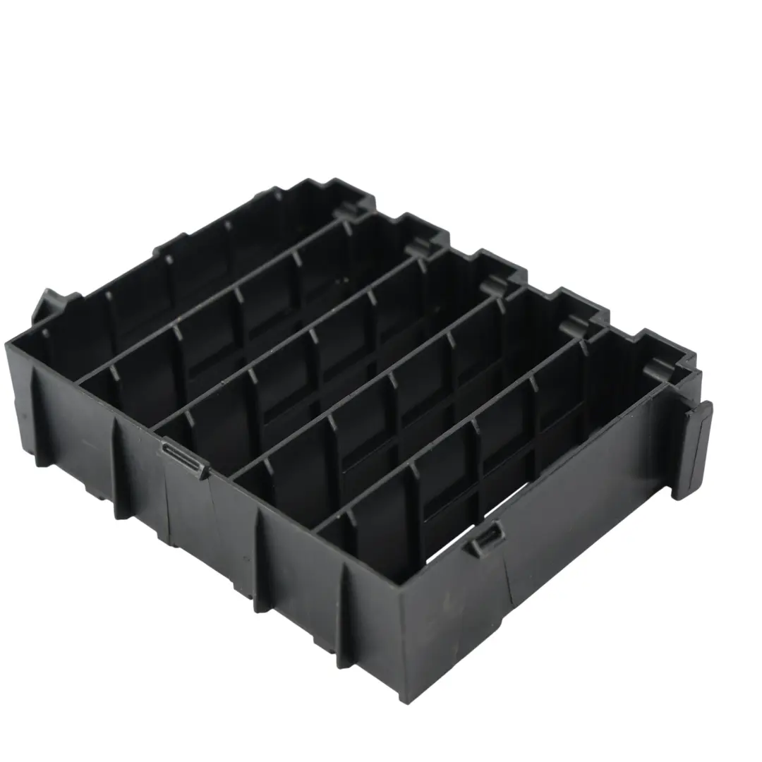 Scatola Relè Fusibili Montaggio Staffa Supporto per Audi A6 C8 con numero di parte 4K0971845 Audi A6 C8 Scatola Relè Fusibili Montaggio Staffa Supporto - SKU 4K0971845 - Numero di parte 4K0971845