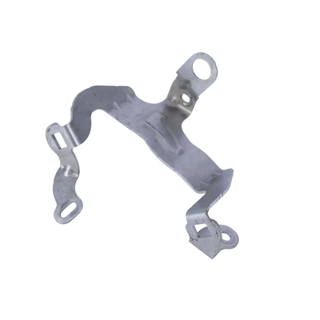 Serbatoio Espansione Radiatore Supporto Stafa Mantenimento per Audi A6 C8 con numero di parte 4K2121214E Audi A6 C8 Serbatoio Espansione Radiatore Supporto Stafa Mantenimento - SKU 4K2121214E - Numero di parte 4K2121214E