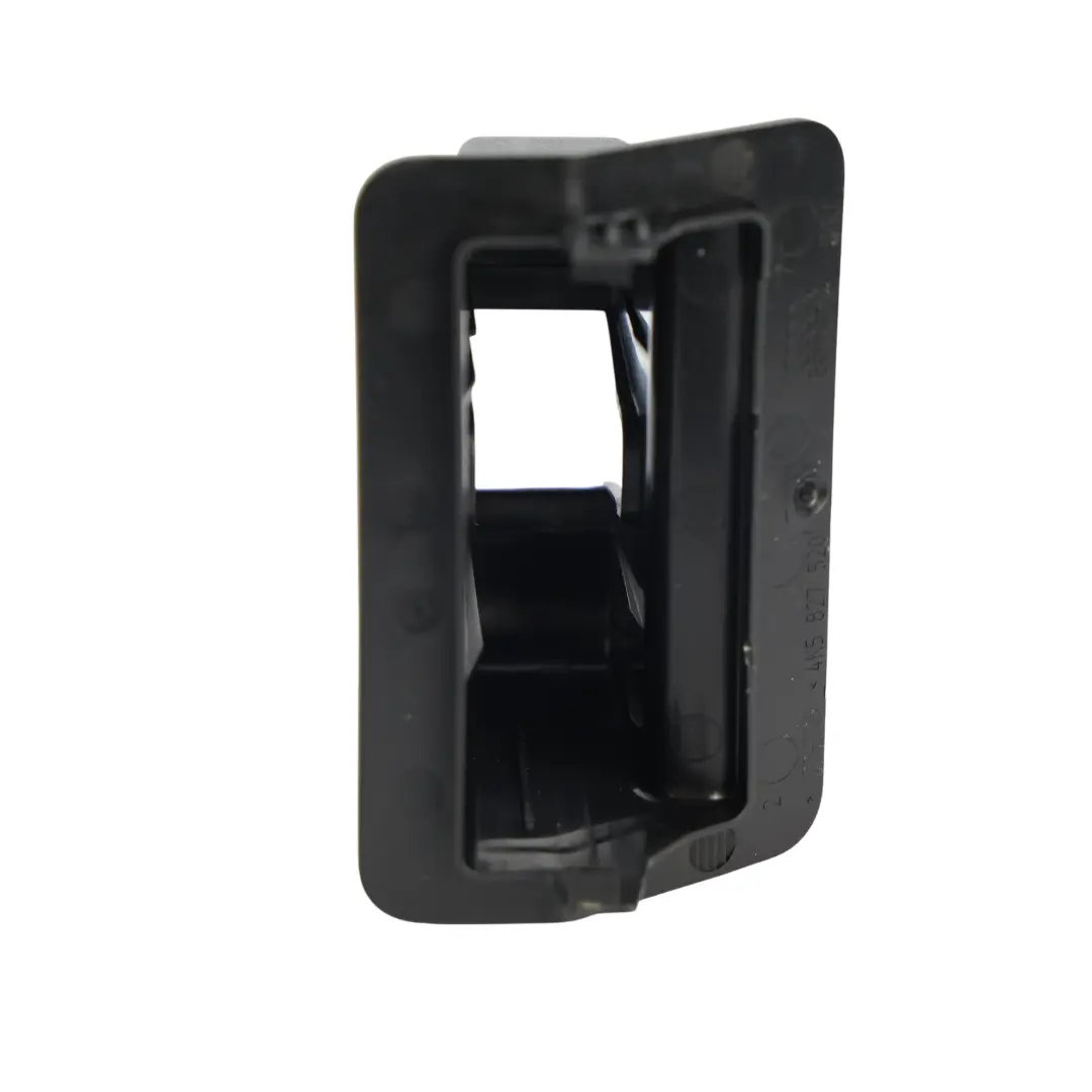 Embellecedor Tapa Cerradura Puerta Maletero para Audi A6 C8 con número de pieza 4K5827520 Audi A6 C8 Embellecedor Tapa Cerradura Puerta Maletero - SKU 4K5827520 - Número de pieza 4K5827520