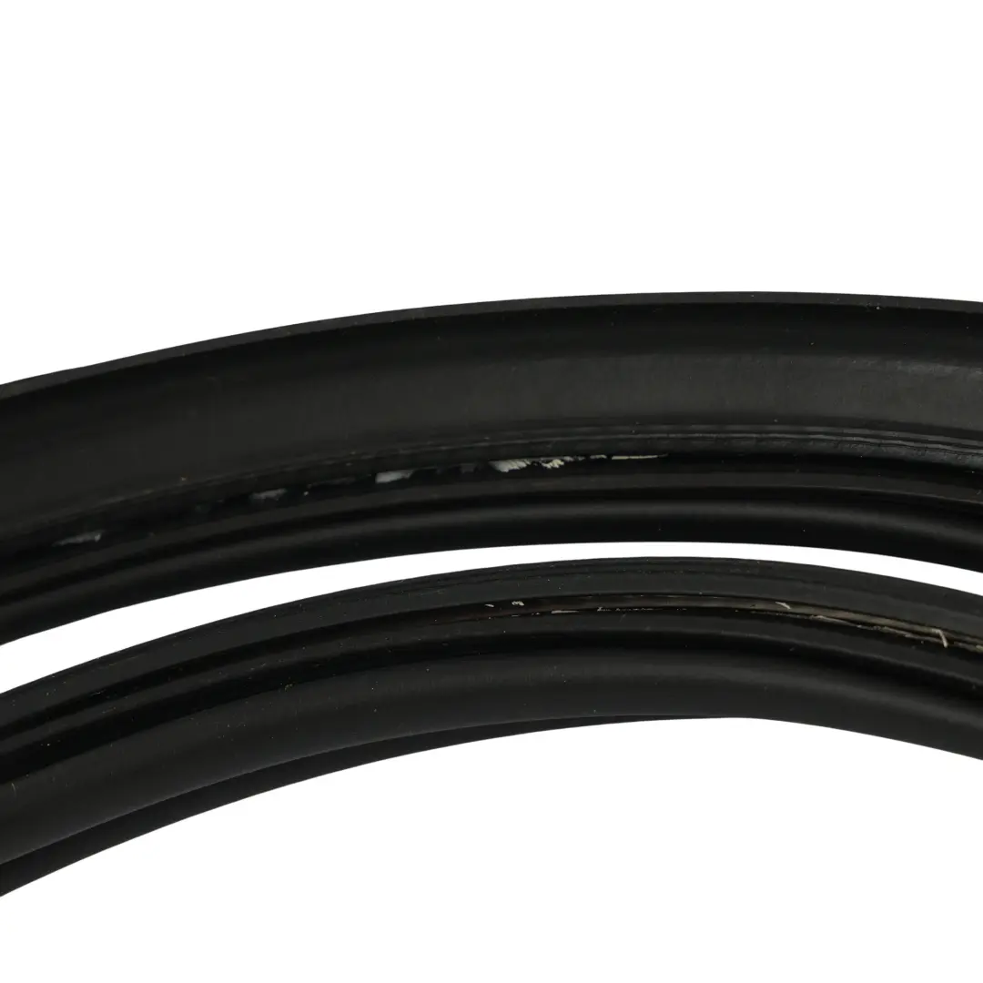 Boot Trunk Tail Gasket Rubber Seal 4K5827705B to Audi A6 C8 Sedan Rear with Part number 4K5827705C Audi A6 C8 Sedan Rear Boot Trunk Tail Gasket Rubber Seal 4K5827705B - SKU 4K5827705C - Part number 4K5827705C
