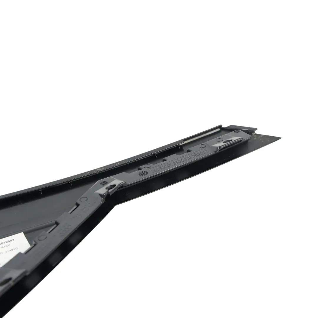 Baguette De Vitre De Porte Arrière Gauche pour Audi A6 C8 à propos du numéro de pièce 4K5839903 Audi A6 C8 Baguette De Vitre De Porte Arrière Gauche - SKU 4K5839903 - Numéro de pièce 4K5839903
