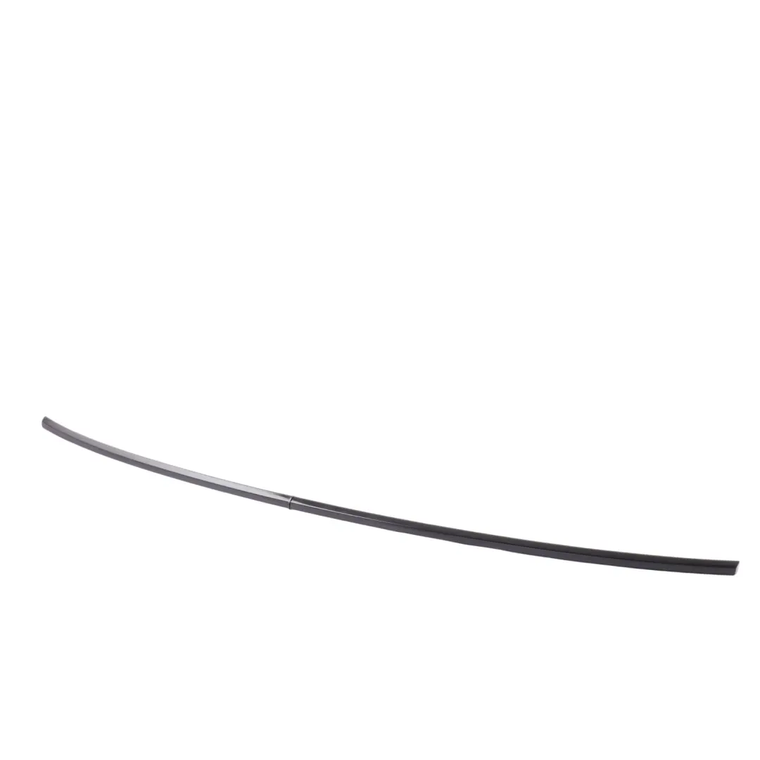 Modanatura Striscia Portellone Posteriore Nero Y9T per Audi A6 C8 con numero di parte 4K5853927 Audi A6 C8 Modanatura Striscia Portellone Posteriore Nero Y9T - SKU 4K5853927-MYB1 - Numero di parte 4K5853927