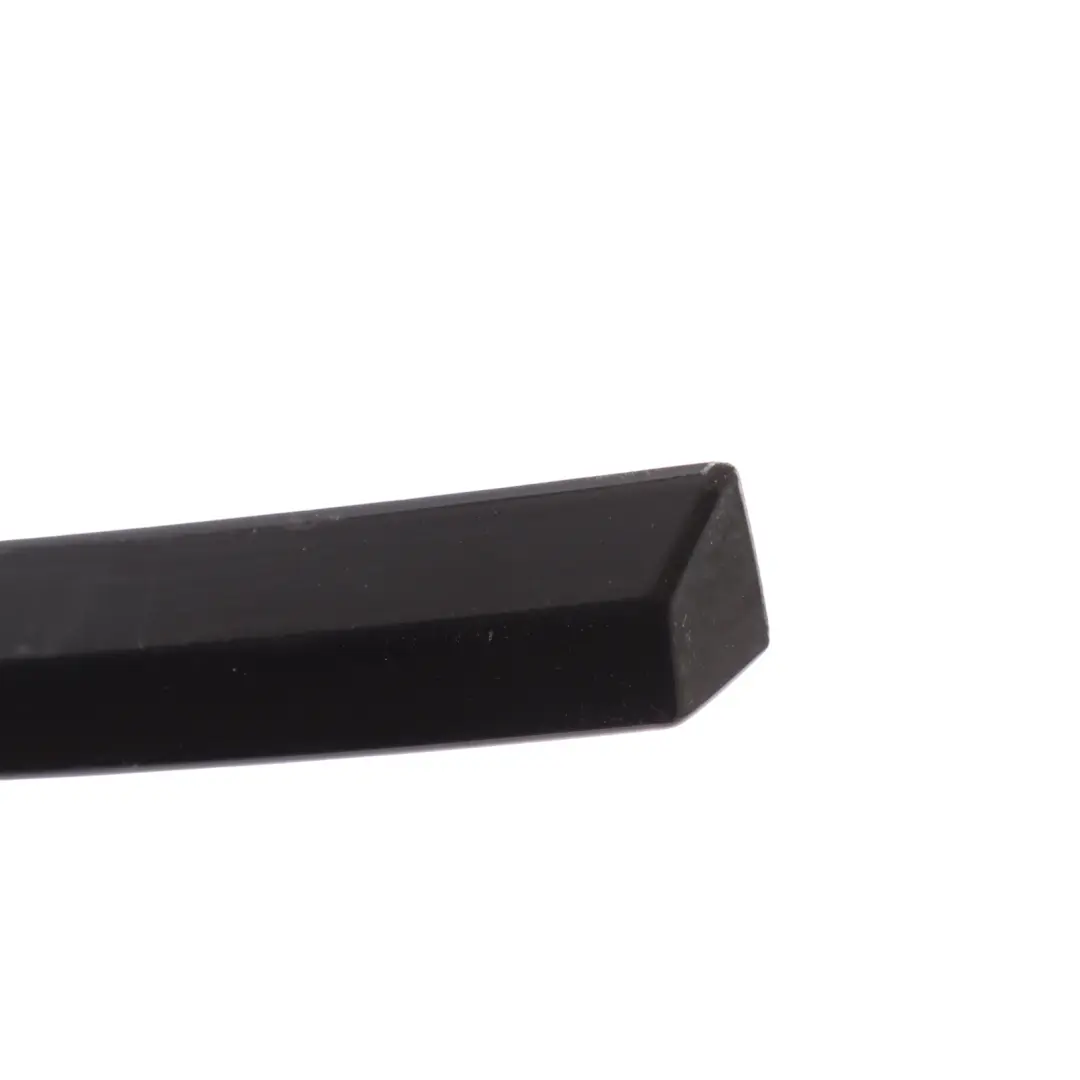 Audi A6 C8 Moldura Tira Portón Trasero Negro Mítico Y9T - SKU 4K5853927-MYB1 - Número de pieza 4K5853927