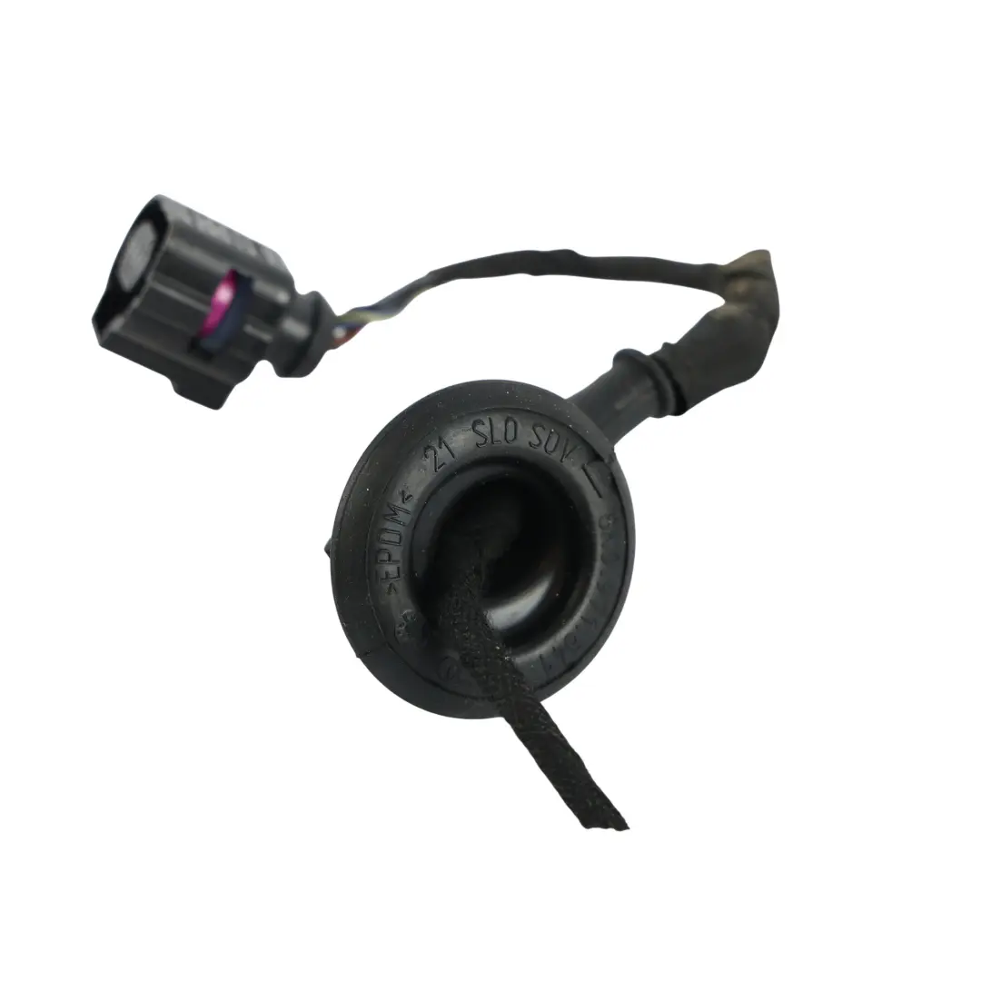 Audi A6 C8 Adaptateur Câble Feu Arrière Intérieur Droit - SKU 4K5945094A-2 - Numéro de pièce 4K5945094A