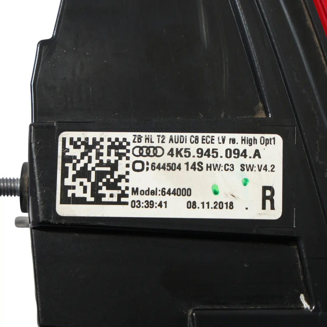 Luz Trasera Interior Derecha para Audi A6 C8 con número de pieza 4K5945094A Audi A6 C8 Luz Trasera Interior Derecha - SKU 4K5945094A - Número de pieza 4K5945094A