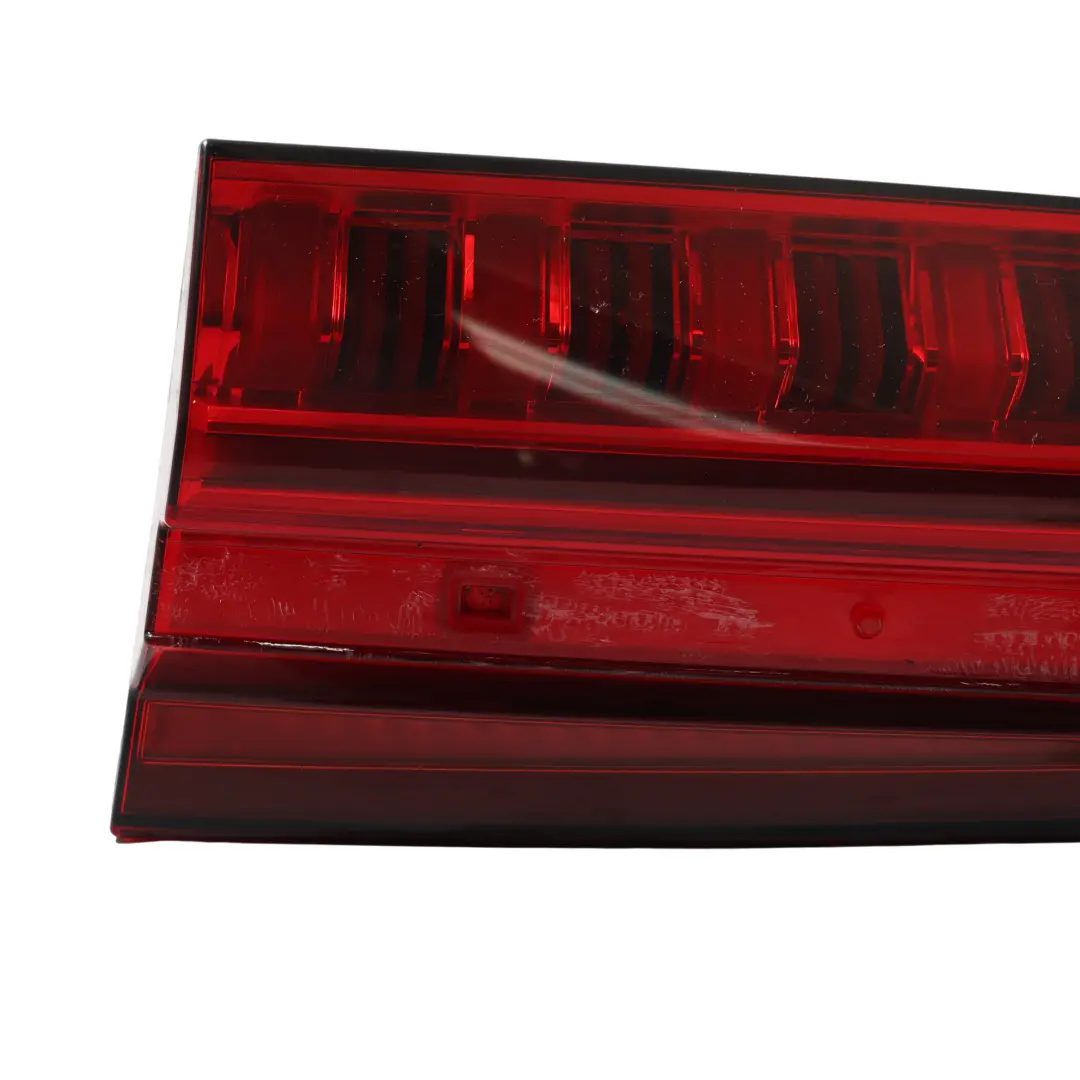 Audi A6 C8 Wewnętrzna Lampa Tylna Tył Prawa - SKU 4K5945094A - Numer Części 4K5945094A