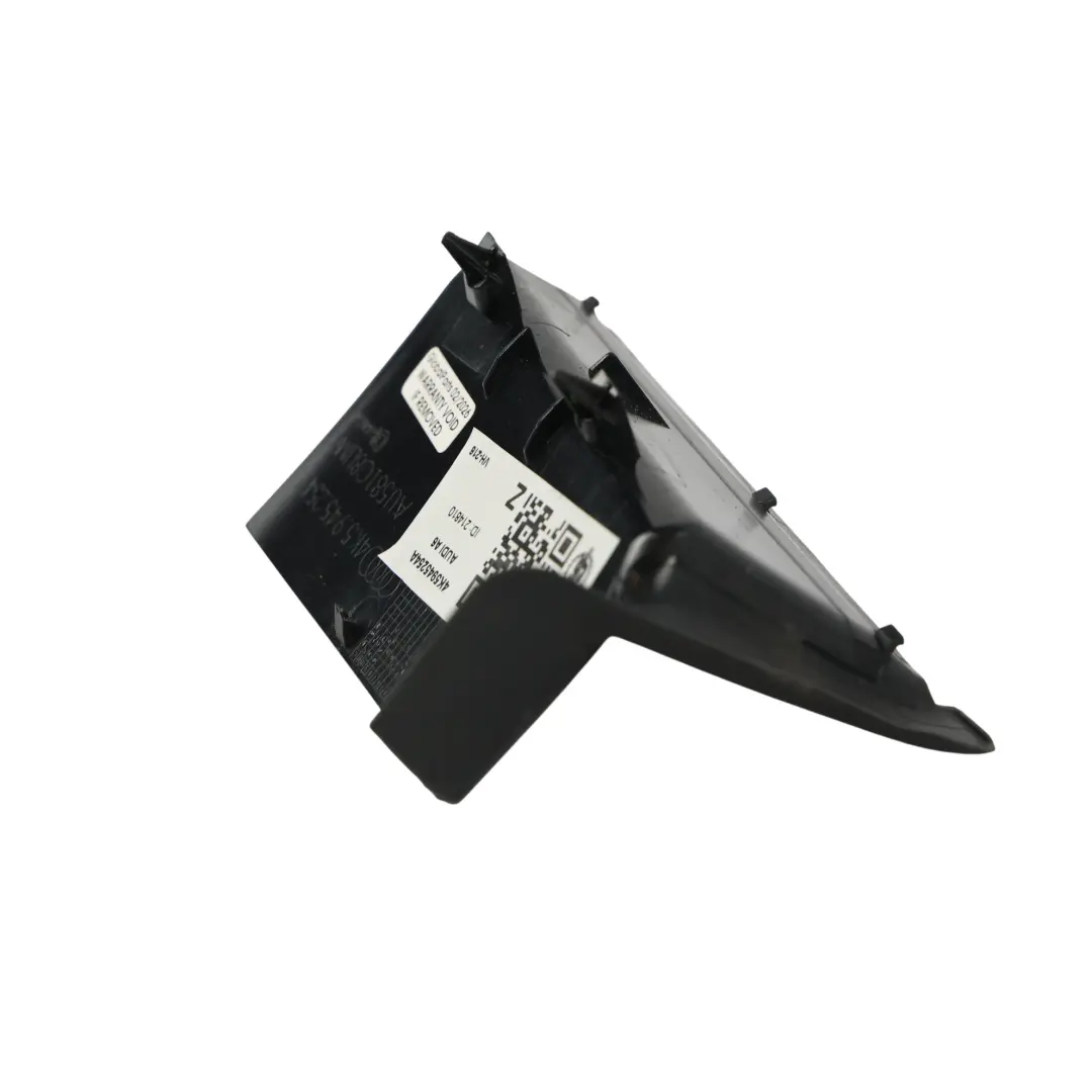 Fanale Posteriore Trim Cover Pannello Posteriore Destro per Audi A6 C8 con numero di parte 4K5945254A Audi A6 C8 Fanale Posteriore Trim Cover Pannello Posteriore Destro - SKU 4K5945254A - Numero di parte 4K5945254A