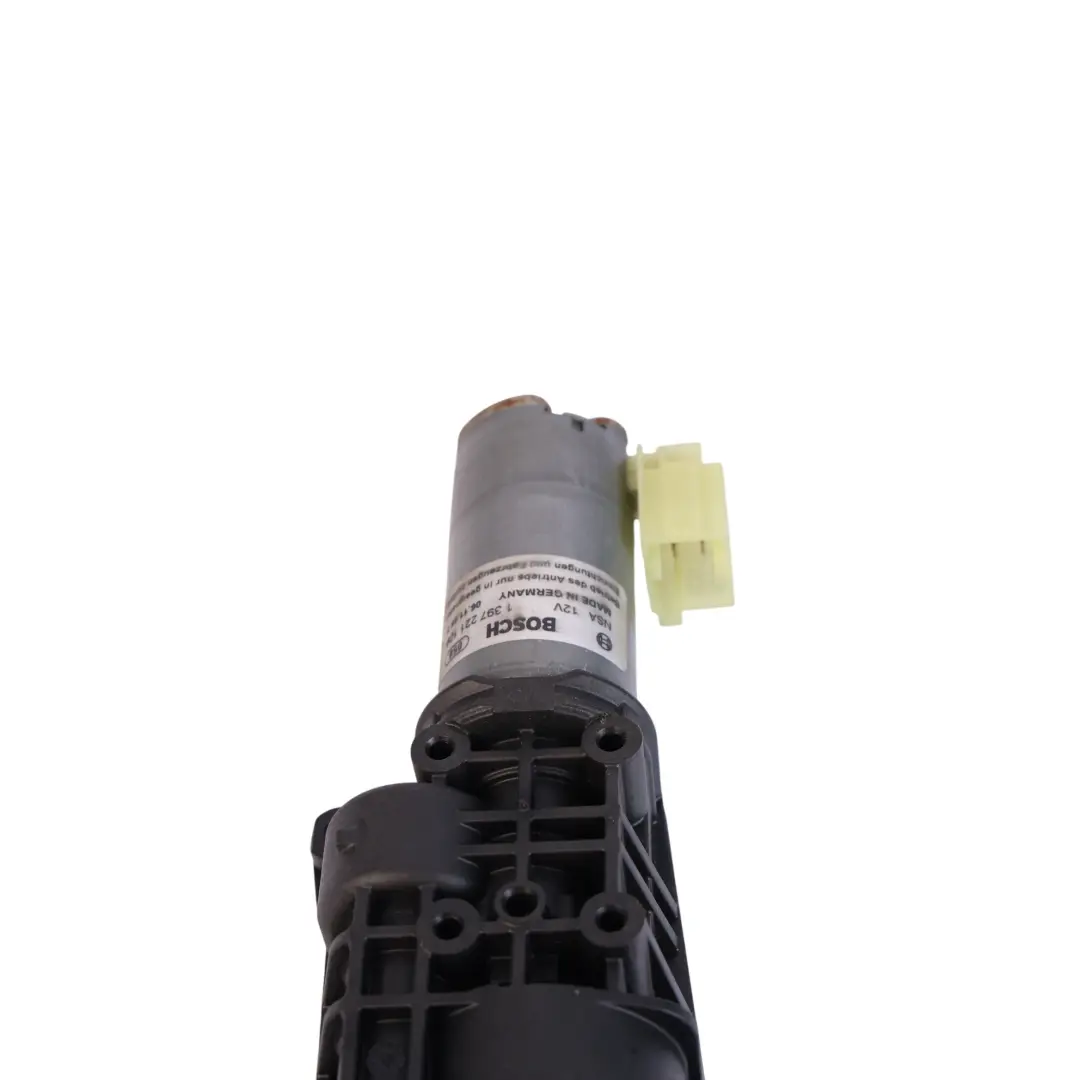 Actuador Motor Bisagra Portón Trasero Izquierda para Audi A6 C8 Avant con número de pieza 4K9827851A Audi A6 C8 Avant Actuador Motor Bisagra Portón Trasero Izquierda - SKU 4K9827851A - Número de pieza 4K9827851A