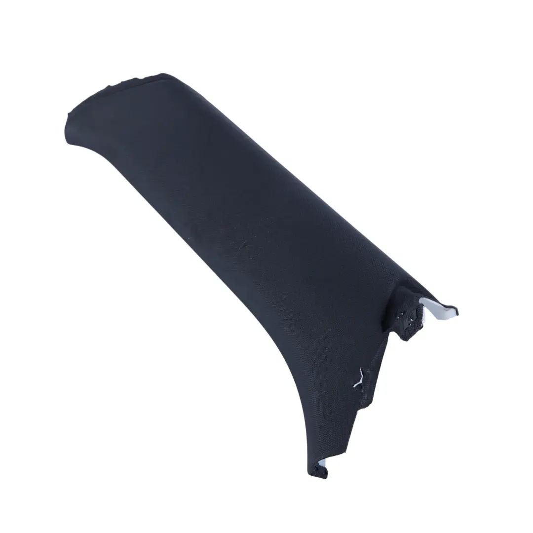 Rivestimento Pilastro Posteriore Destro Nero per Audi A6 C8 RS6 con numero di parte 4K9867288 Audi A6 C8 RS6 Rivestimento Pilastro Posteriore Destro Nero - SKU 4K9867288 - Numero di parte 4K9867288