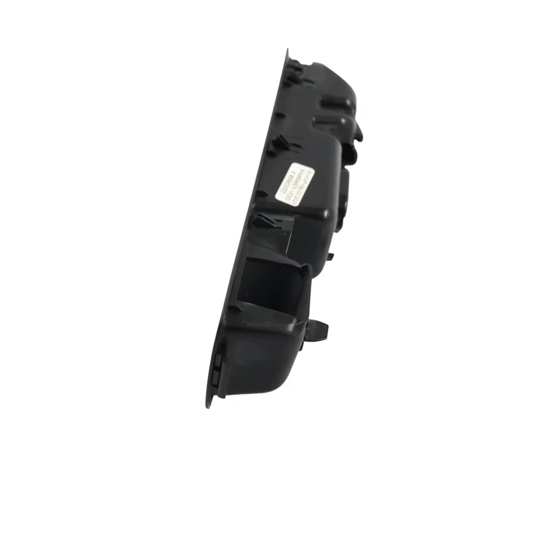 Rücksitzklappe Aktuator Schalter Griff Links für Audi A6 C8 mit Teilenummer 4K9885681 Audi A6 C8 Rücksitzklappe Aktuator Schalter Griff Links - SKU 4K9885681 - Teilenummer 4K9885681