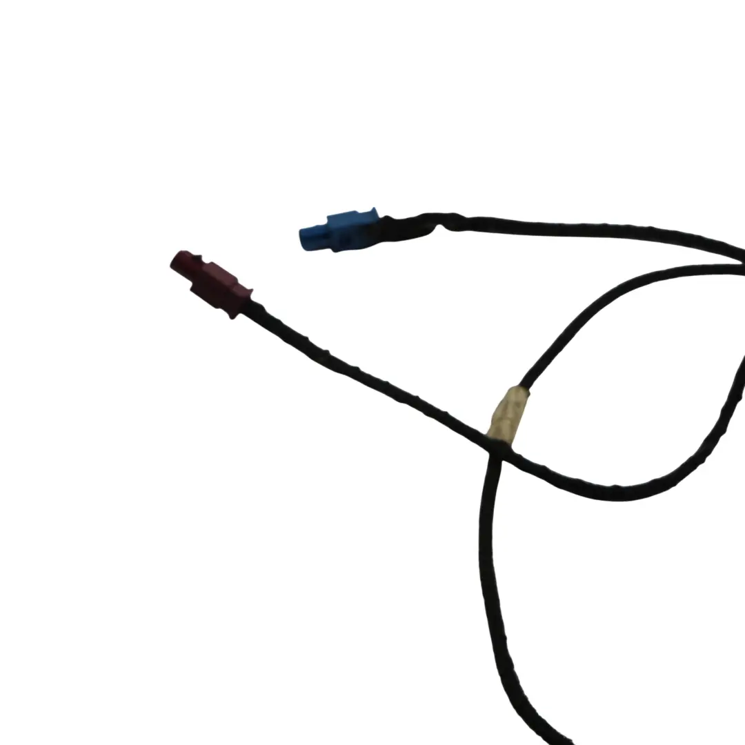 Antena De Techo Shark Top Glacier White Pearl - S9R para Audi Q7 4L con número de pieza 4L0035503L Audi Q7 4L Antena De Techo Shark Top Glacier White Pearl - S9R - SKU 4L0035503L-MGW - Número de pieza 4L0035503L