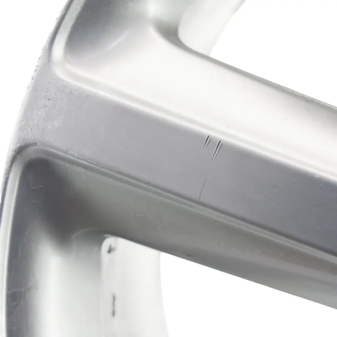 Alloy Rim 20" 9J ET:60 Star Spoke to Audi Q7 4L Silver Wheel with Part number 4L0601025H Audi Q7 4L Silver Wheel Alloy Rim 20" 9J ET:60 Star Spoke - SKU 4L0601025H-7 - Part number 4L0601025H