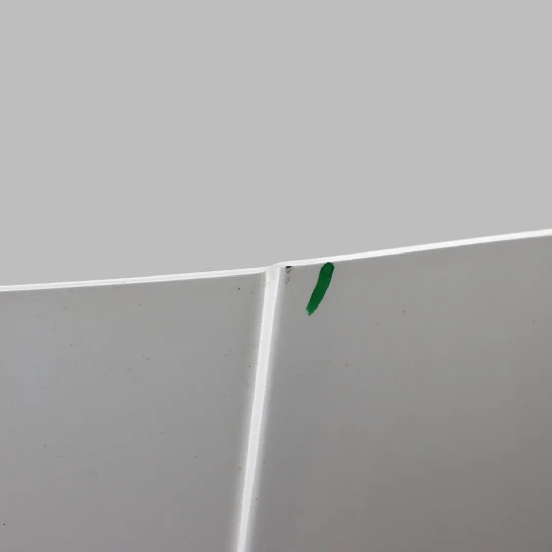 Spoiler Boot Lid Tailgate Trim Cover Glacier White-S9R to Audi Q7 4L Rear with Part number 4L0827933 Audi Q7 4L Rear Spoiler Boot Lid Tailgate Trim Cover Glacier White-S9R - SKU 4L0827933-MGW - Part number 4L0827933