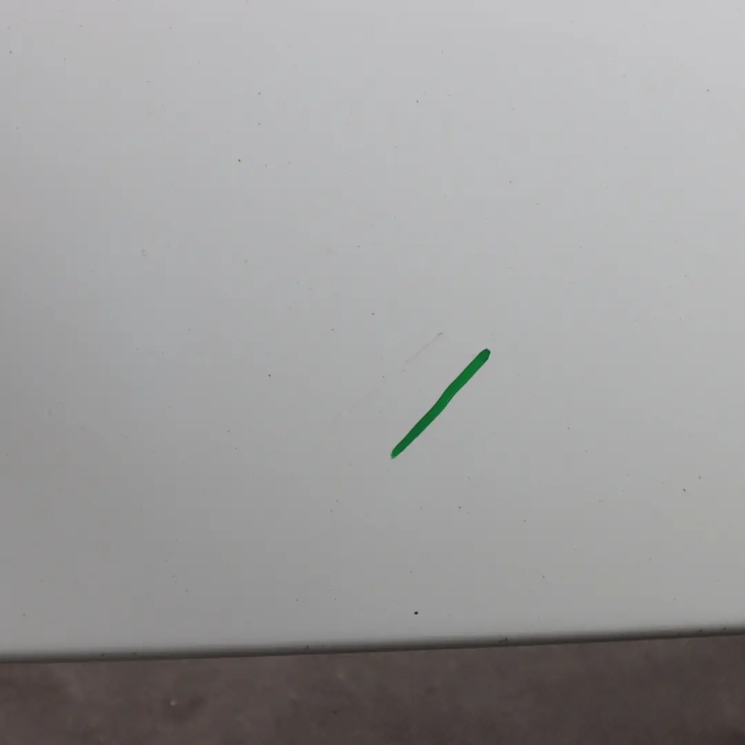 Audi Q7 4L Rear Spoiler Boot Lid Tailgate Trim Cover Glacier White-S9R - SKU 4L0827933-MGW - Part number 4L0827933