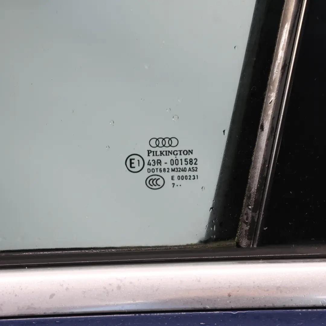 Audi Q7 4L Tür Vorne Links Verkleidungsplatte Mugello Blau Perleffekt - Z5E - SKU 4L0831051A-MUB - Teilenummer 4L0831051A