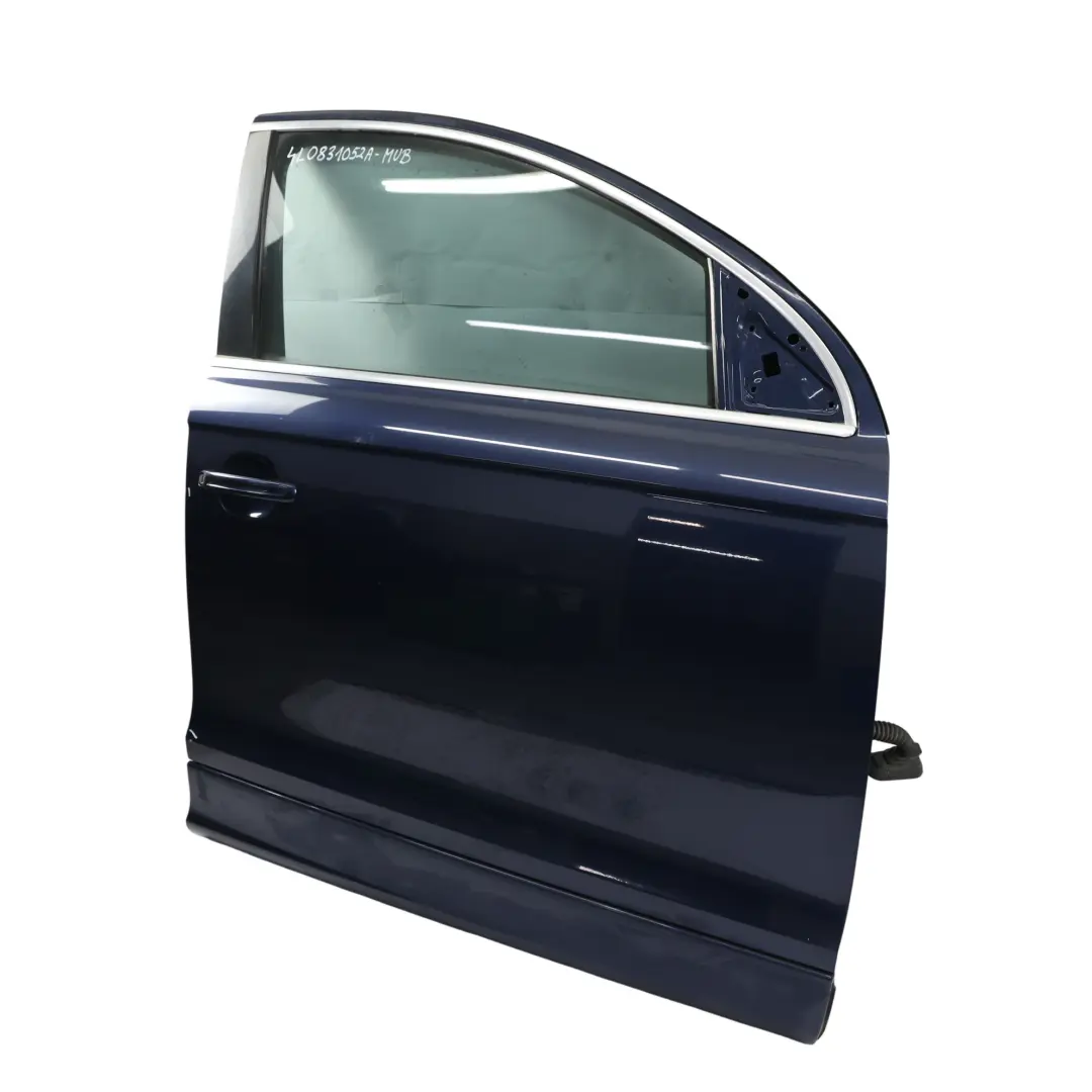 Panneau De Porte Avant Droite Mugello Blue Pearl Effect - Z5E pour Audi Q7 4L à propos du numéro de pièce 4L0831052A Audi Q7 4L Panneau De Porte Avant Droite Mugello Blue Pearl Effect - Z5E - SKU 4L0831052A-MUB - Numéro de pièce 4L0831052A