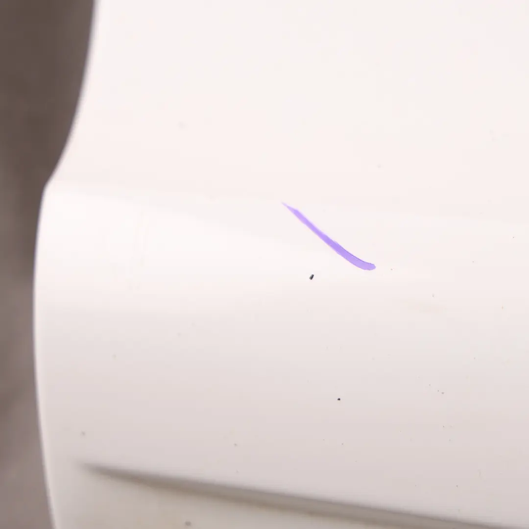 Door Sill Cover Moulding Strip Rear Right O/S Ibis White - Y9C to Audi Q7 4L with Part number 4L0853970F Audi Q7 4L Door Sill Cover Moulding Strip Rear Right O/S Ibis White - Y9C - SKU 4L0853970F-IWH - Part number 4L0853970F