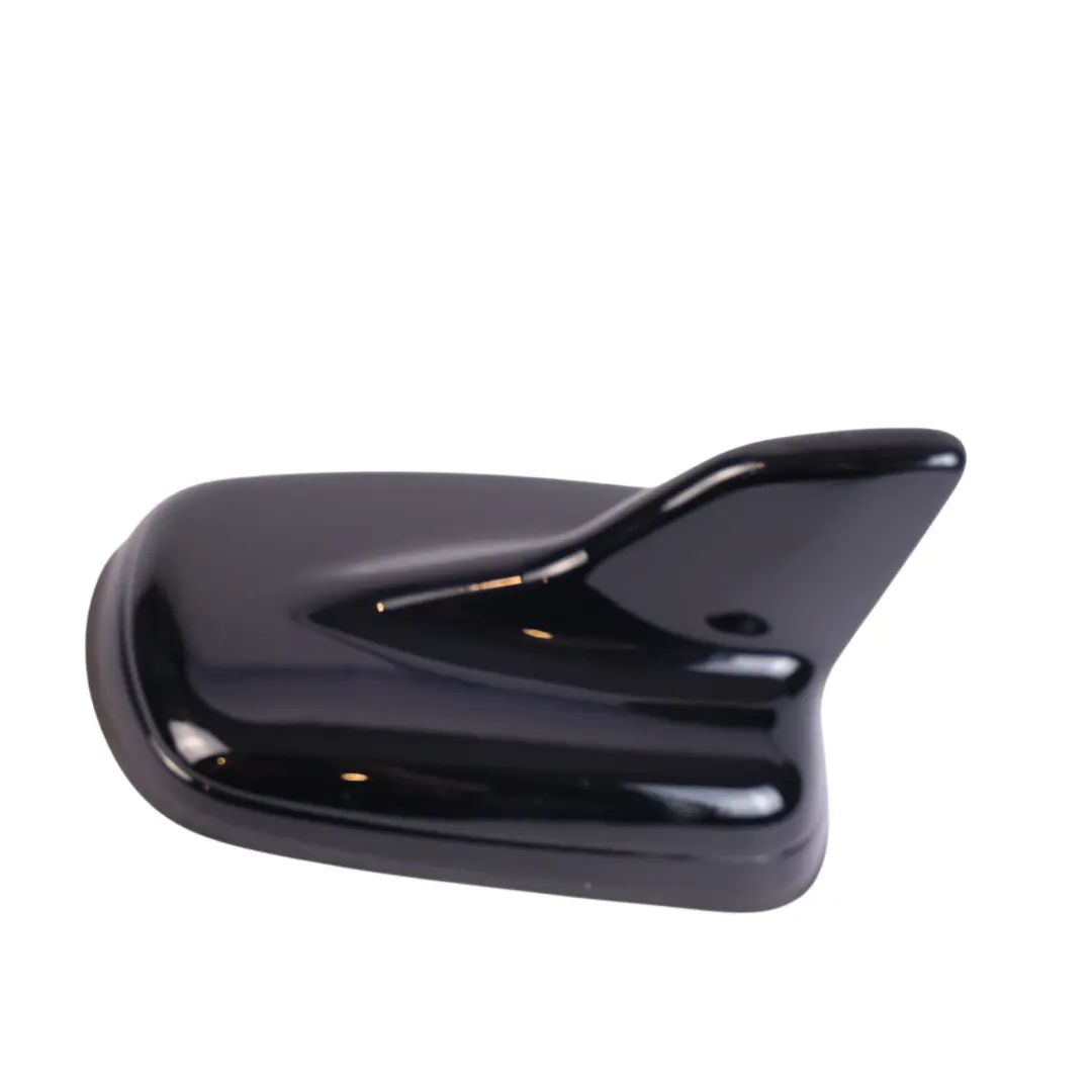 Antenna Shark Fin Tetto DAB Mitico Nero - Y9T per Audi A1 8X Q2 GA Q3 F3 con numero di parte 4M0035503R Audi A1 8X Q2 GA Q3 F3 Antenna Shark Fin Tetto DAB Mitico Nero - Y9T - SKU 4M0035503R-MYB - Numero di parte 4M0035503R