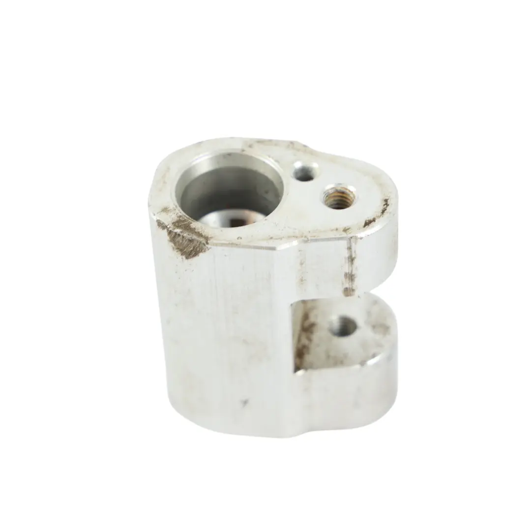 Audi A6 C8 A7 4K Air Con Non Return Valve - SKU 4M0816805B - Part number 4M0816805B