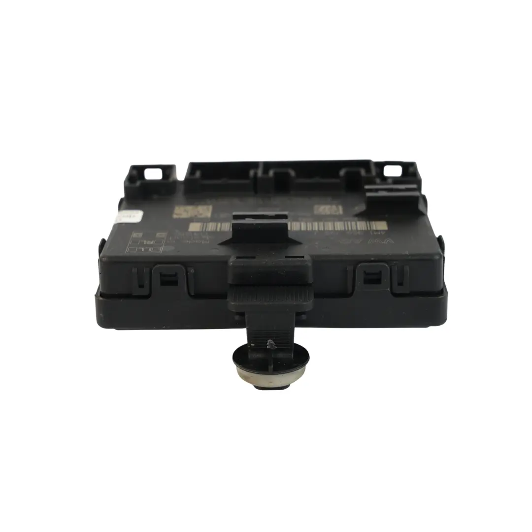 Sterownik Drzwi Tył Lewy Prawy do Audi A6 C8 A7 A8 S8 Q5 Q8 o numerze 4M1959795J Audi A6 C8 A7 A8 S8 Q5 Q8 Sterownik Drzwi Tył Lewy Prawy - SKU 4M1959795J - Numer Części 4M1959795J