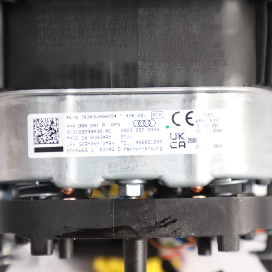 Steering Wheel Driver's Air Module Black Front Right O/S to Audi A6 C8 with Part number 4N0880201R Audi A6 C8 Steering Wheel Driver's Air Module Black Front Right O/S - SKU 4N0880201R - Part number 4N0880201R