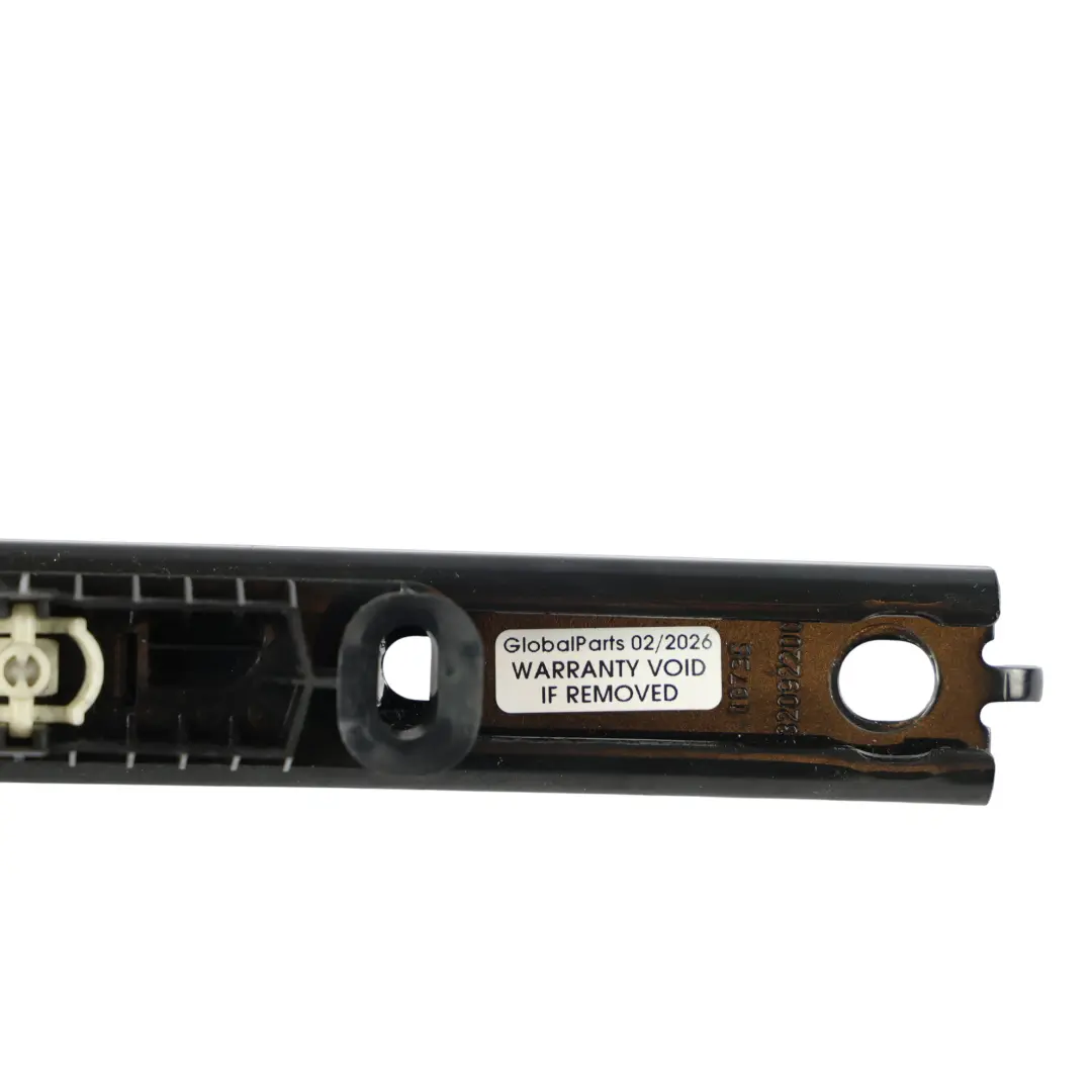 Regolatore Altezza Cintura Anteriore LR009270 per Land Rover Discovery 3 L319 con numero di parte 532092200A Land Rover Discovery 3 L319 Regolatore Altezza Cintura Anteriore LR009270 - SKU 532092200A - Numero di parte 532092200A