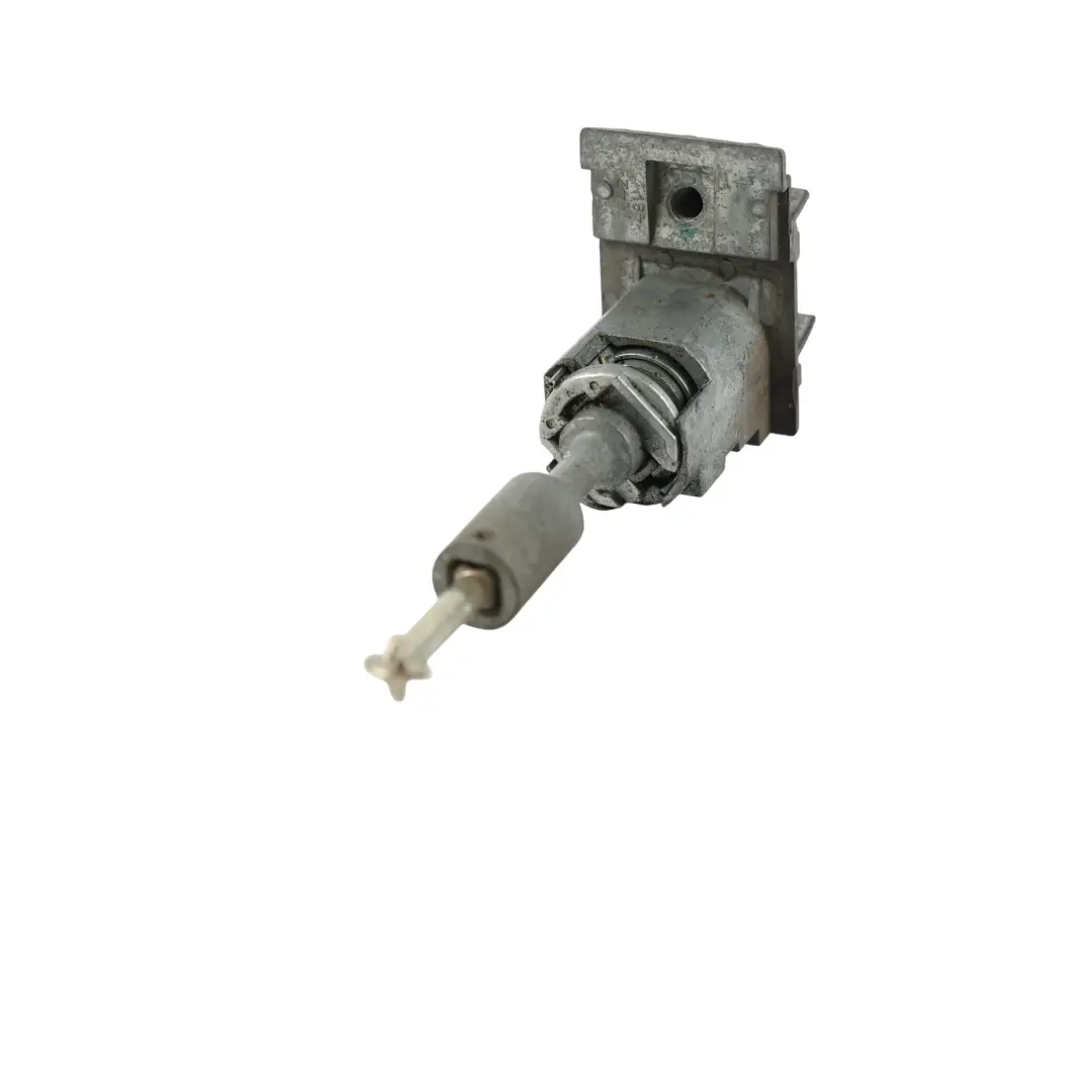 Cilindro Serratura Porta Anteriore Sinistra AH42-22496-AA per Range Rover L322 con numero di parte 535123478 Range Rover L322 Cilindro Serratura Porta Anteriore Sinistra AH42-22496-AA - SKU 535123478 - Numero di parte 535123478