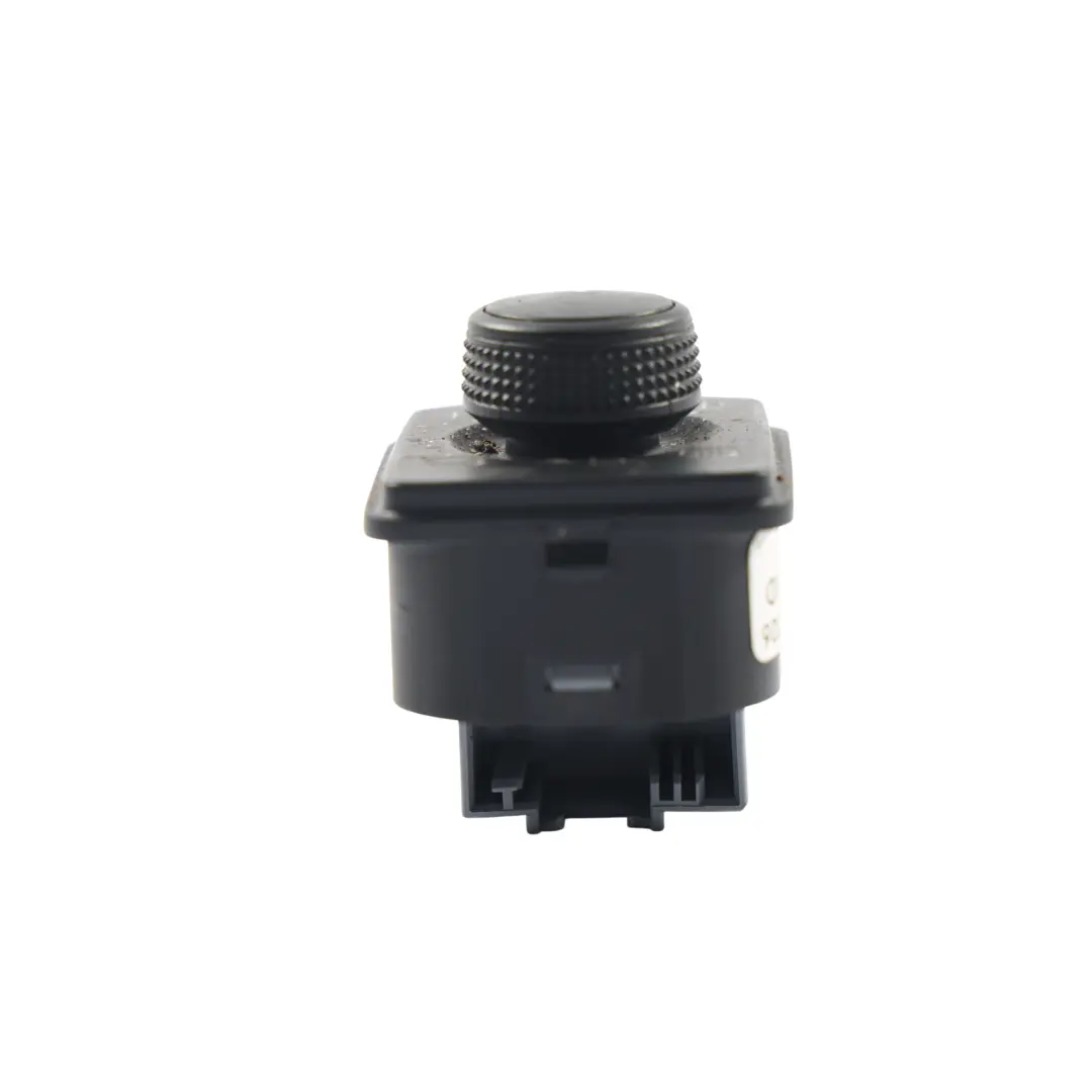 MK4 Interruttore Regolazione Specchietto Retrovisore per Skoda Octavia con numero di parte 565959565A Skoda Octavia MK4 Interruttore Regolazione Specchietto Retrovisore - SKU 565959565A - Numero di parte 565959565A