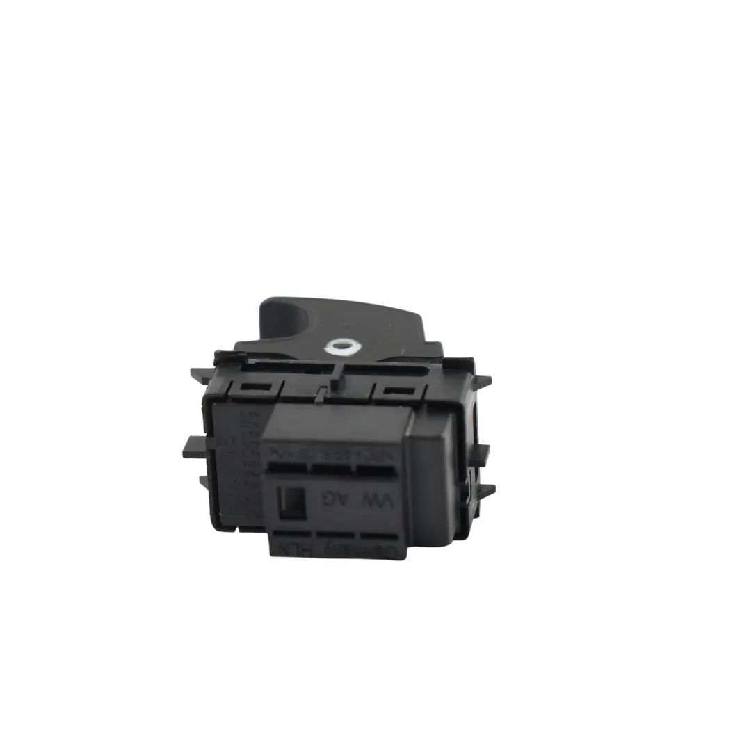 Przycisk Otwierania Klapy Bagażnika do Skoda Octavia IV o numerze 565959831 Skoda Octavia IV Przycisk Otwierania Klapy Bagażnika - SKU 565959831 - Numer Części 565959831