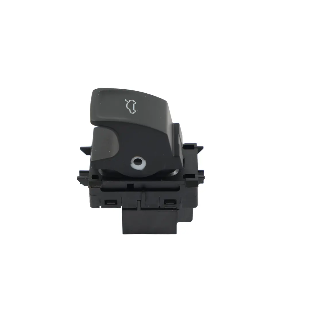 Interruttore Pulsante Apertura Portellone Bagagliaio per Skoda Octavia IV con numero di parte 565959831 Skoda Octavia IV Interruttore Pulsante Apertura Portellone Bagagliaio - SKU 565959831 - Numero di parte 565959831